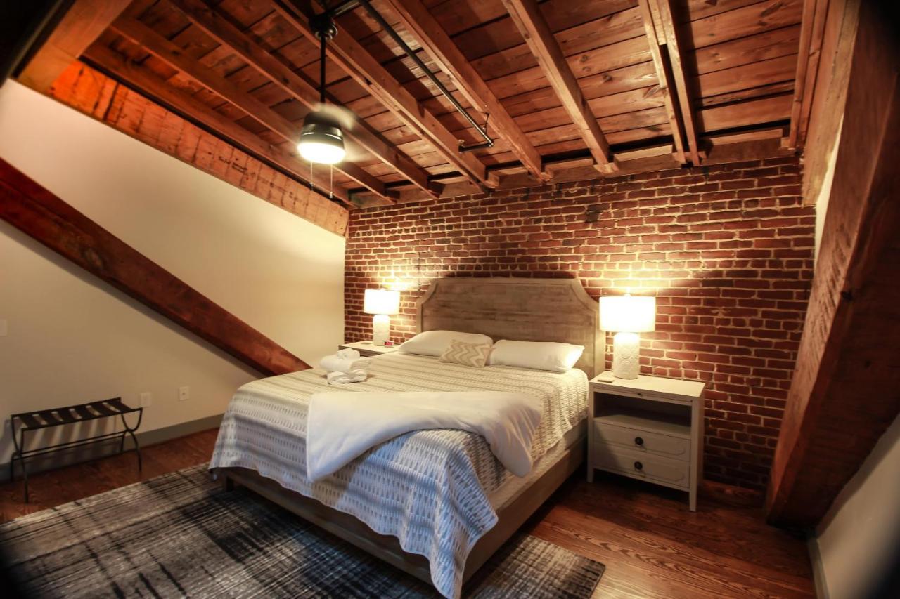 Aparthotel The Lofts At Downtown Salem Exterior foto